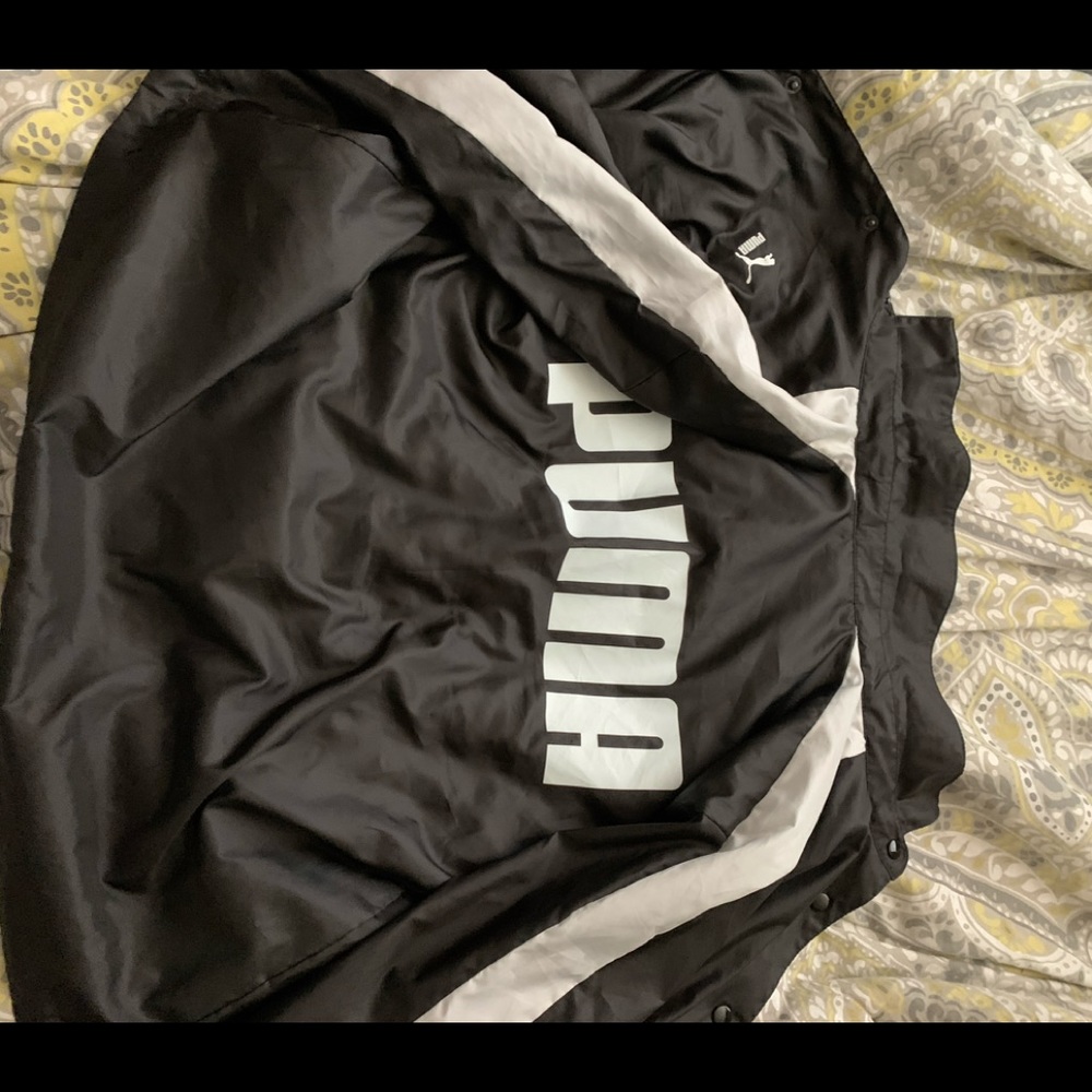 windbreaker
